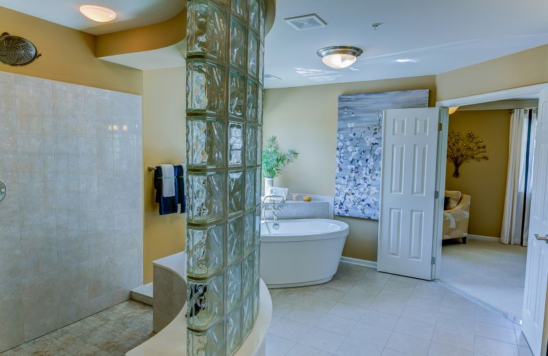Best Bathroom Renovation Contractors in Lawrence Township, NJ